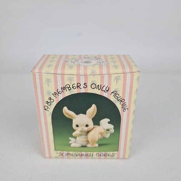 Precious Moments BC-881 Somebunny Cares Retired Member Figurine +2 Ornament - Picture 7 of 7
